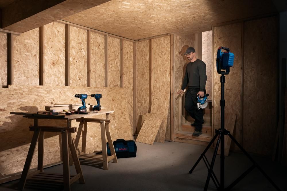 Akku-Baustrahler GLI18V-3000 ohne Akku ohne Ladegerät Karton