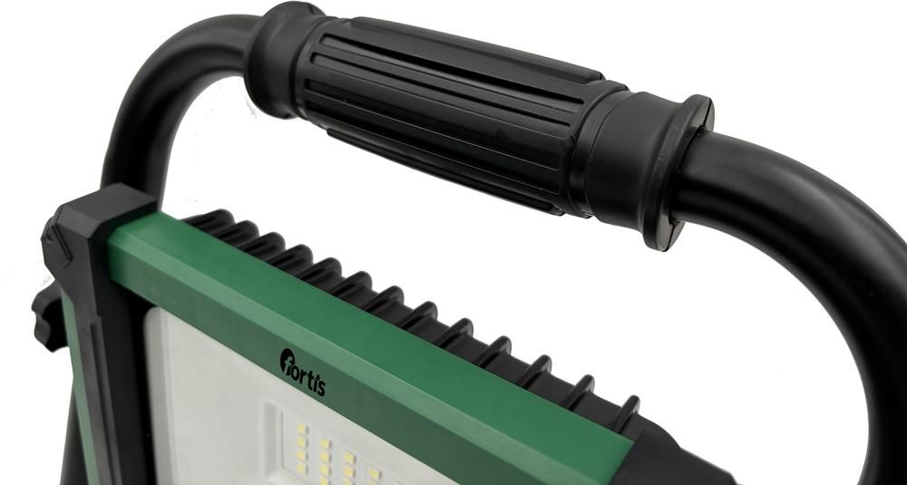 Baustrahler 50Watt 5000 Lumen klappbar FORTIS