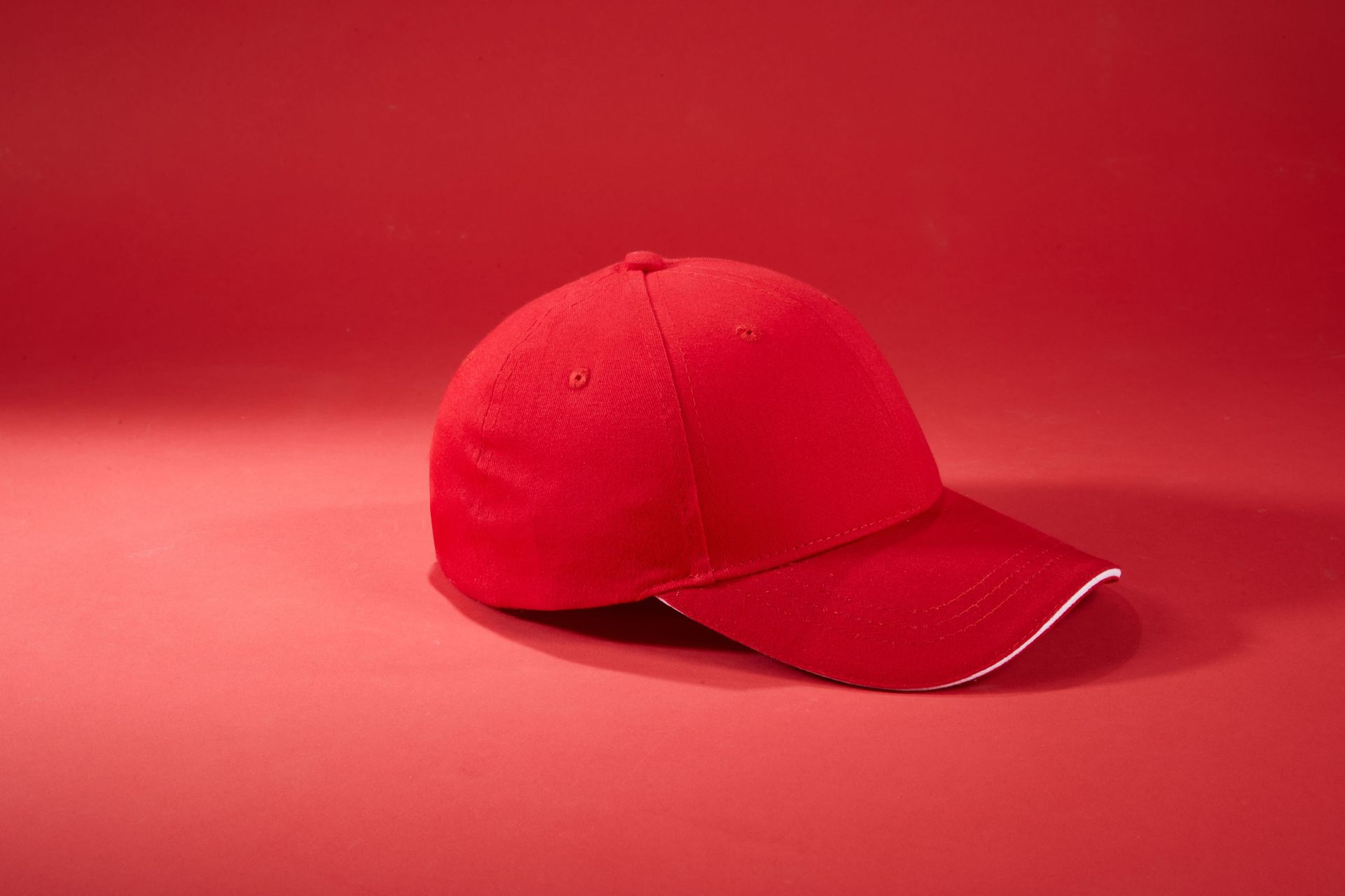 6 Panel Sandwich Cap mit gebürsteter Oberfläche