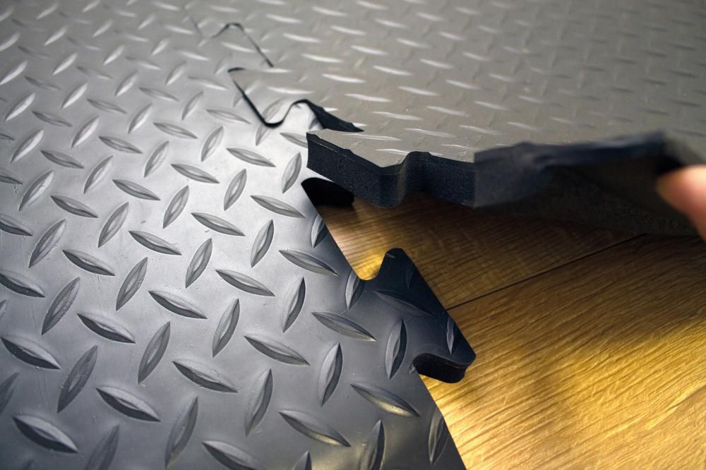 Anti-Ermüdungsfliese Deckplate Connect Mittelstück B50xL50 cm schwarz