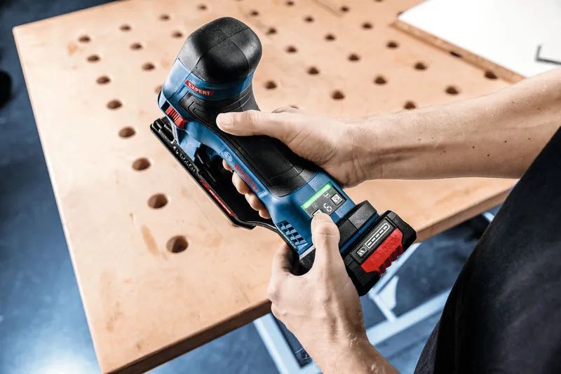BOSCH Akku-Stichsäge, SOLO
