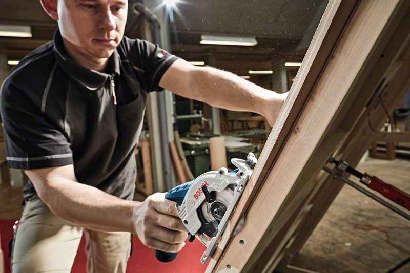 Bosch Akku-Kreissäge GKS 12V-26