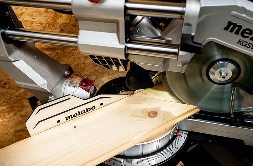 Kapp- und Gehrungssäge KGSV 254 MC Metabo Karton