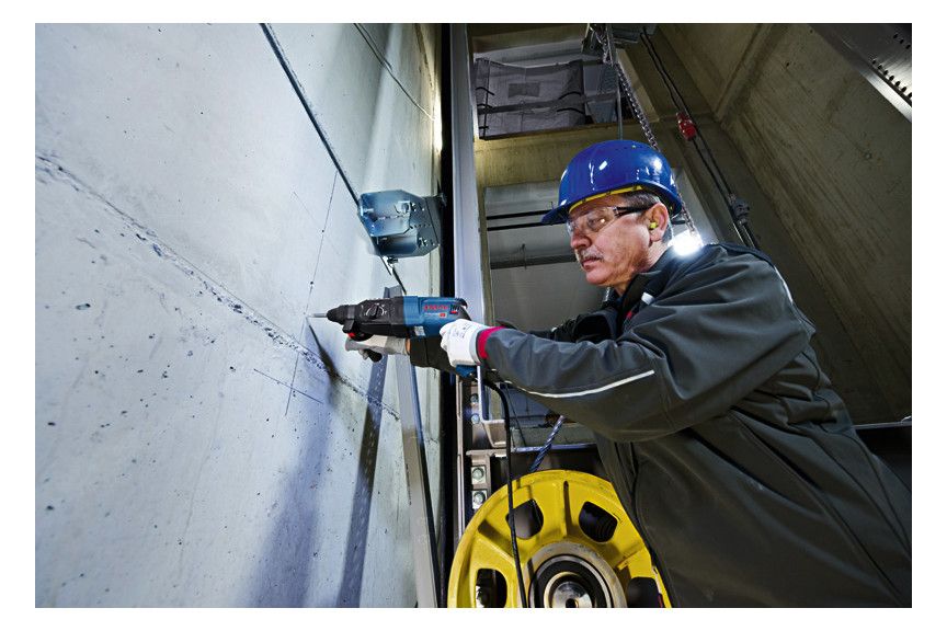 BOSCH Bohrhammer im Koffer