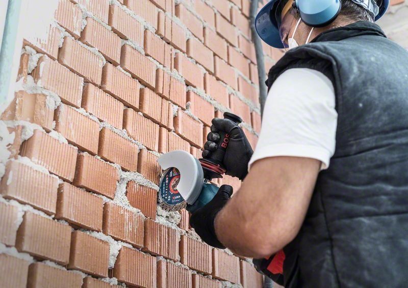 Bosch EXPERT MultiMaterial X-LOCK Diamanttrennscheiben