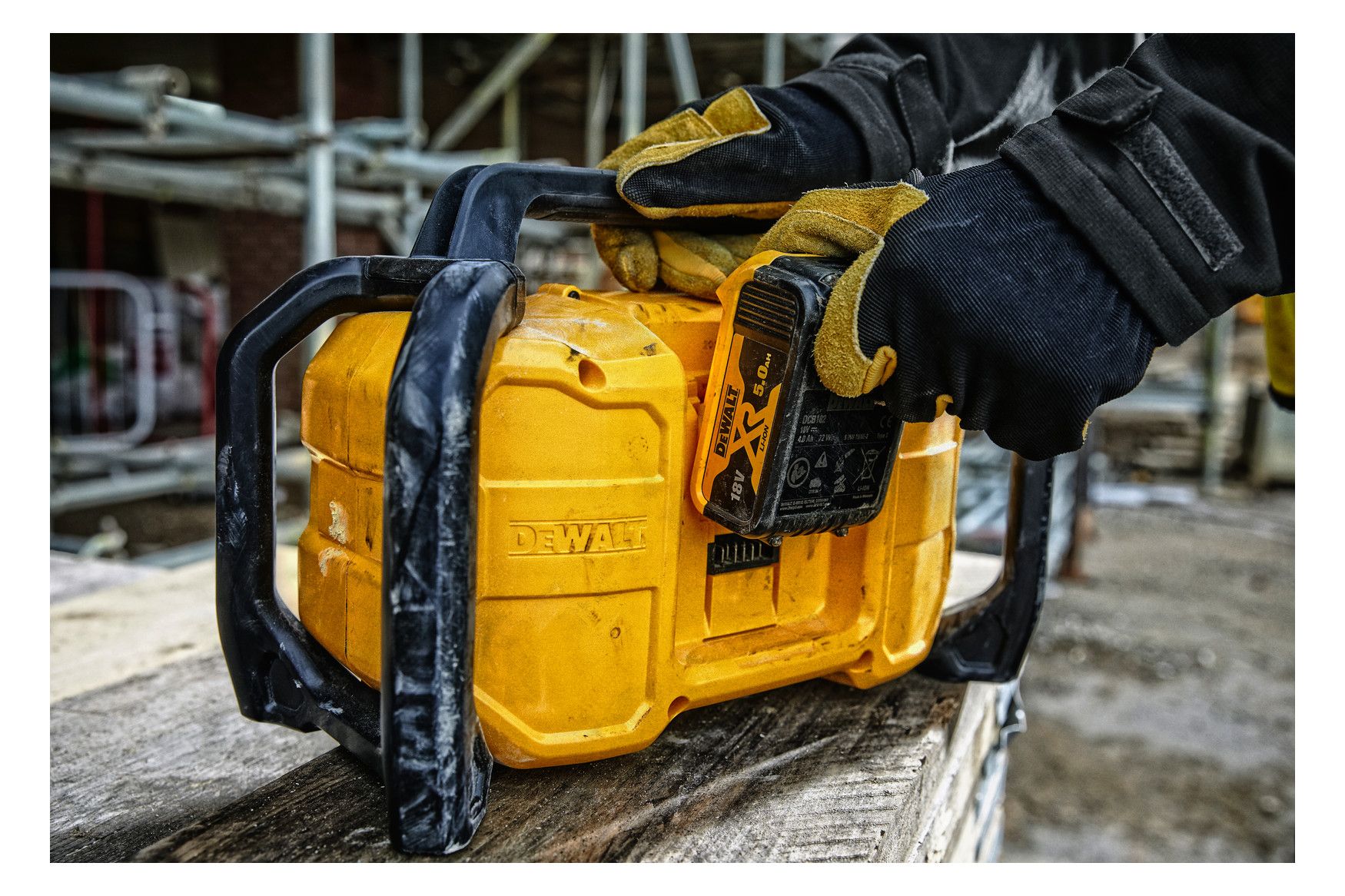 DeWALT Akku-Baustellenradio