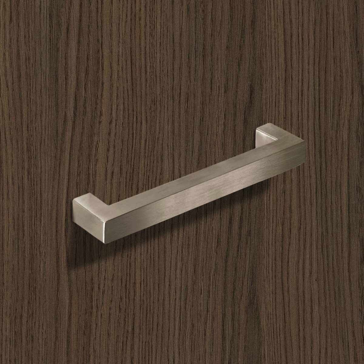 Griff Aosta, Bohrabstand 256, L 272 mm, B 16 mm, H