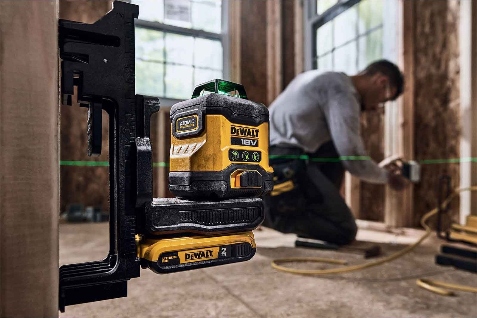 DeWALT Akku-Multilinienlaser