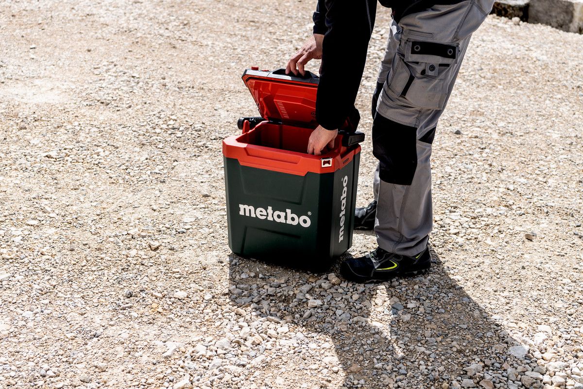 Akku-Kühlbox solo KB 18 BL Metabo ohne Akku ohne Ladegerät Karton
