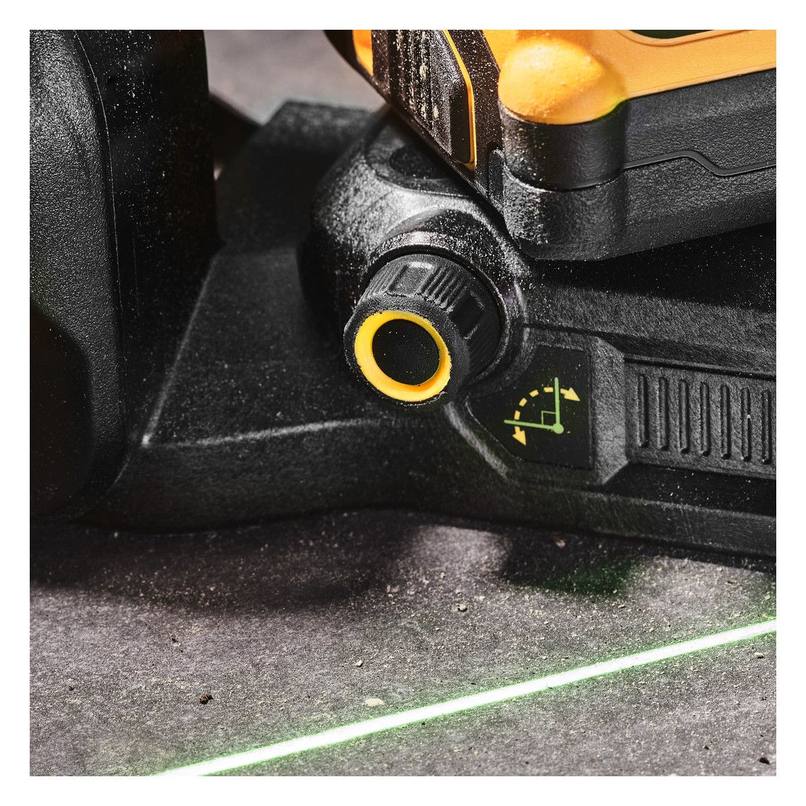 DeWALT Akku-Multilinienlaser, 3x360