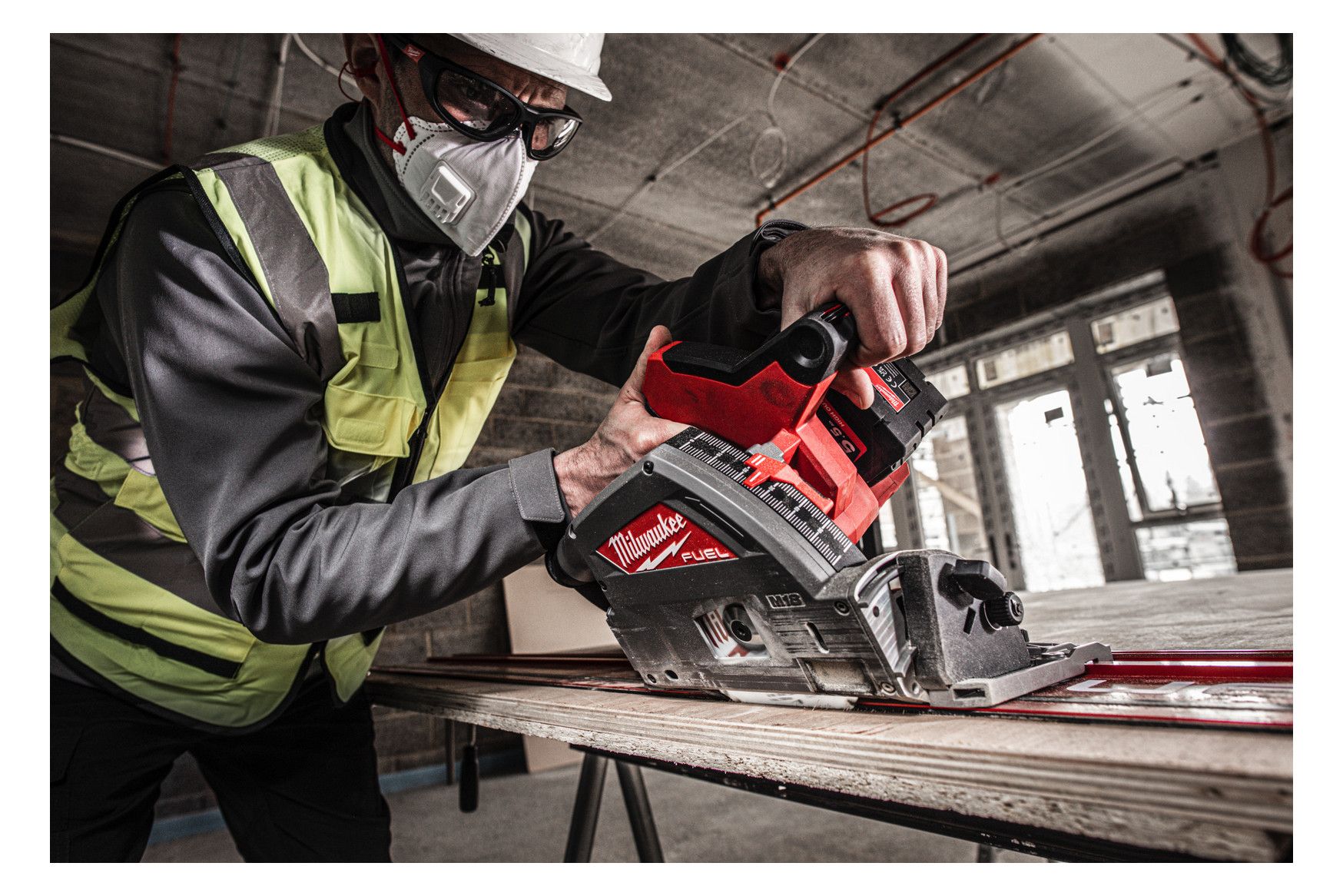MILWAUKEE Akku-Tauchkreissäge, 55mm