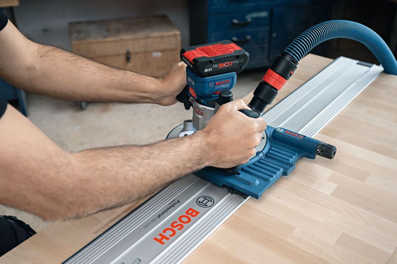 Bosch Akku-Kantenfräse GKF 18V-8