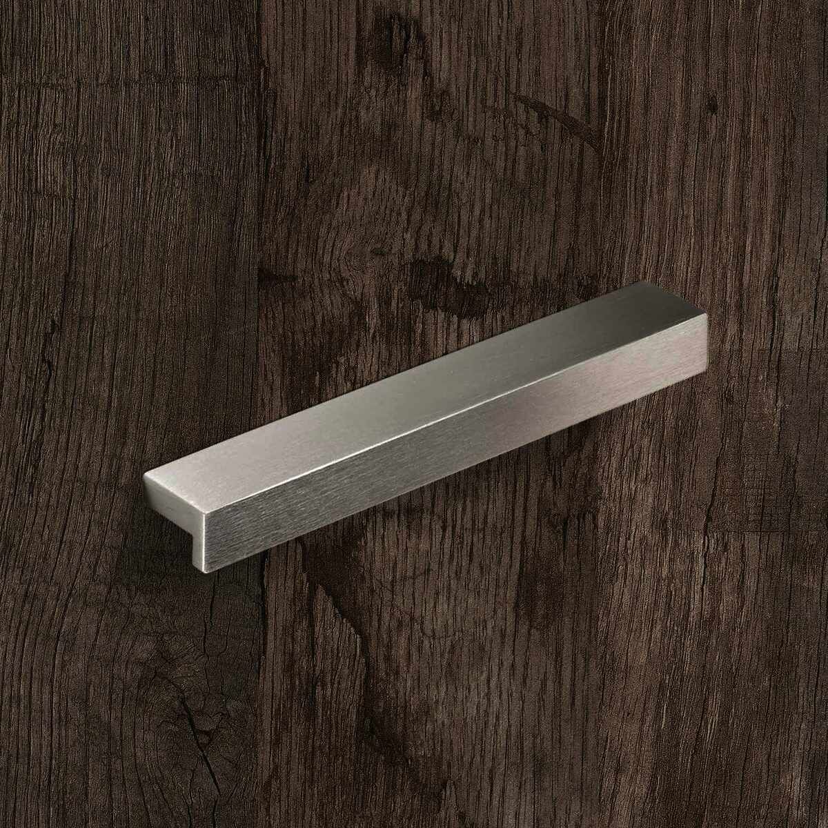 Griff Rovigo, Bohrabstand 96, L 111 mm, B 16 mm, H