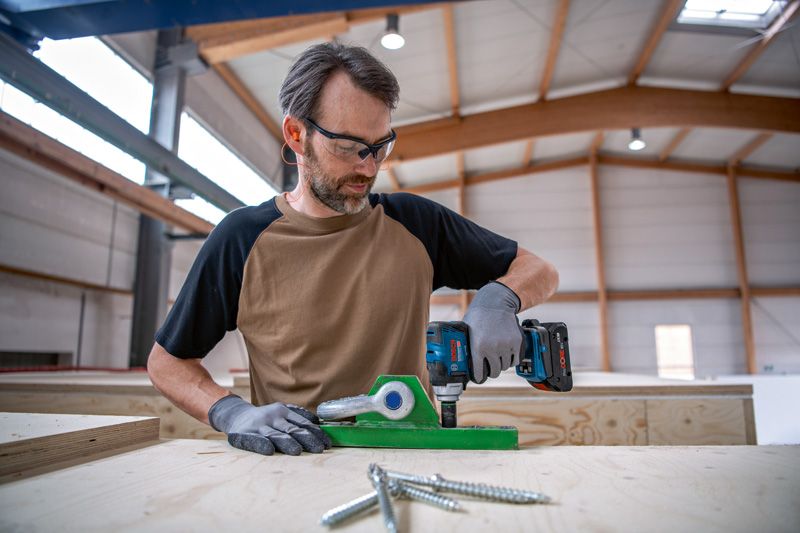 Bosch Akku-Drehschlagschrauber GDS 18V-330 HC