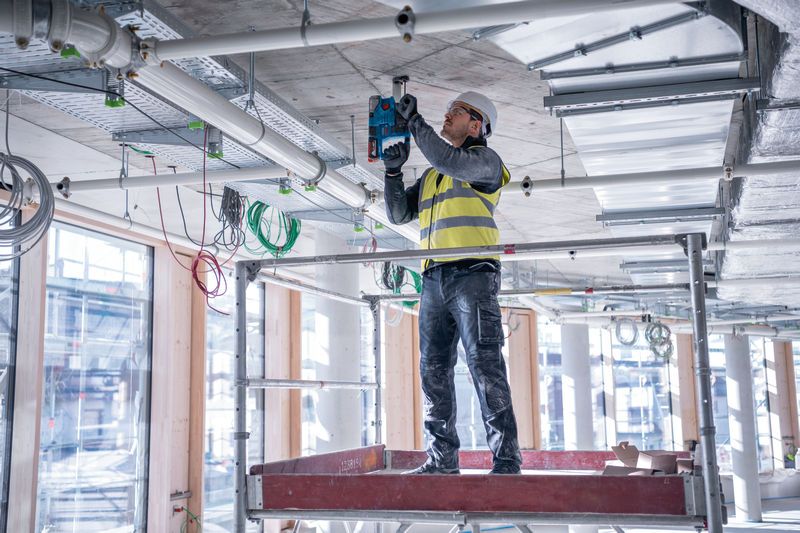 Bosch Akku-Bohrhammer GBH 18V-22