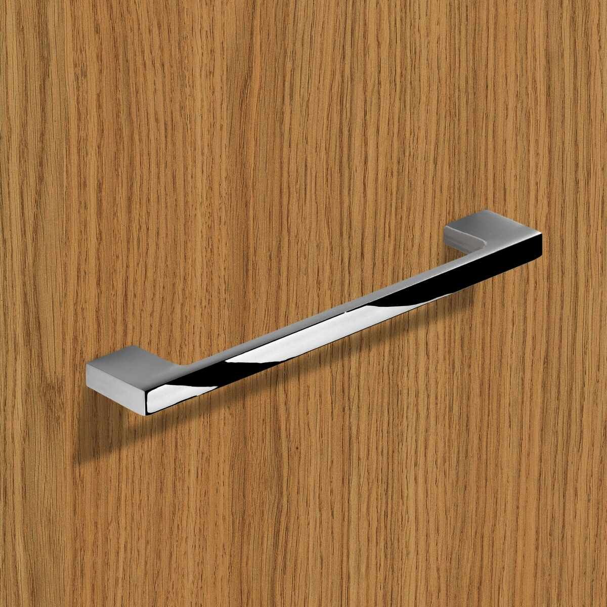 Griff Belluno, Bohrabstand 96, L 130 mm, B 9 mm, H