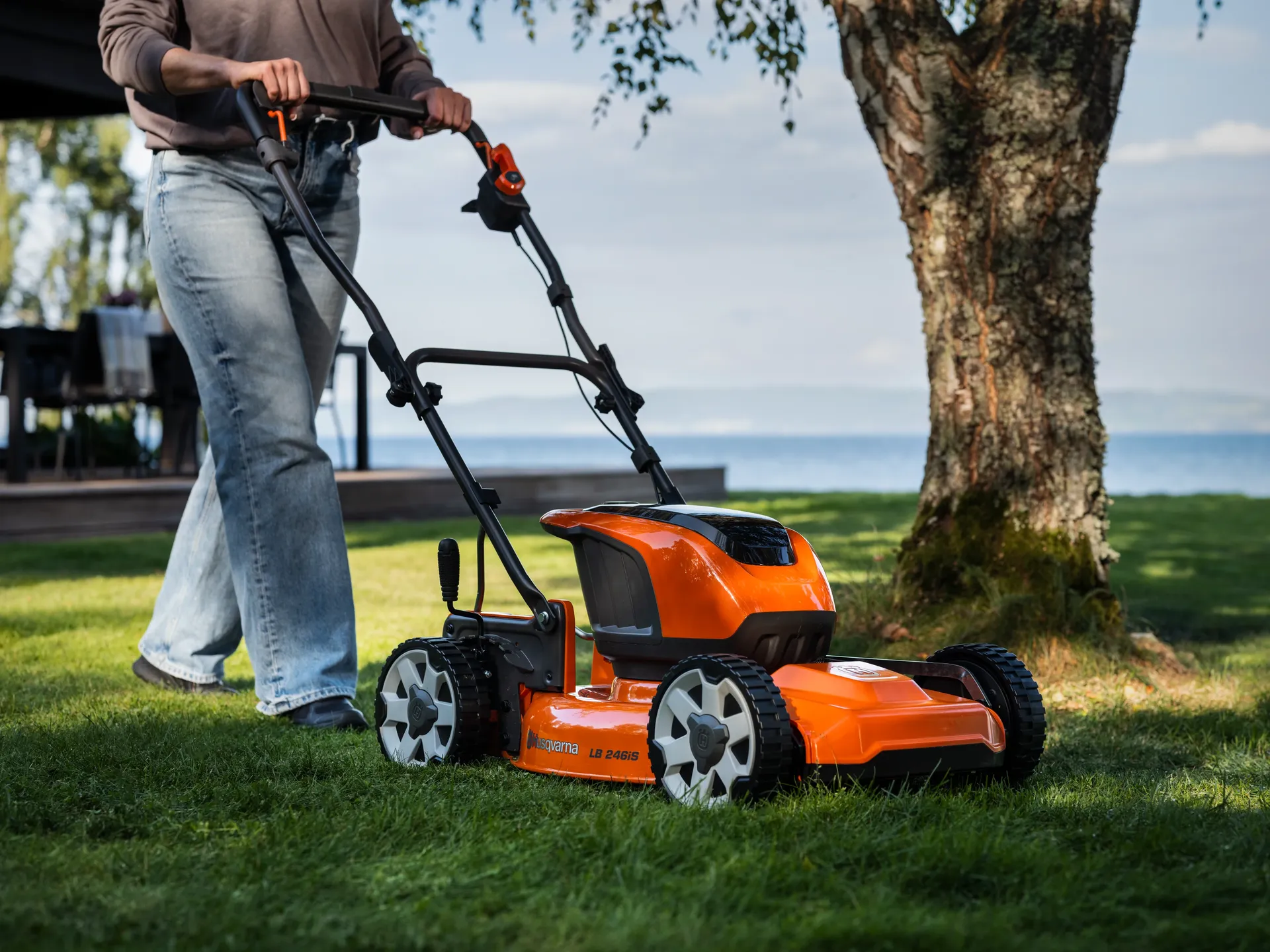 Husqvarna Akku-Rasenmäher LB 246iS