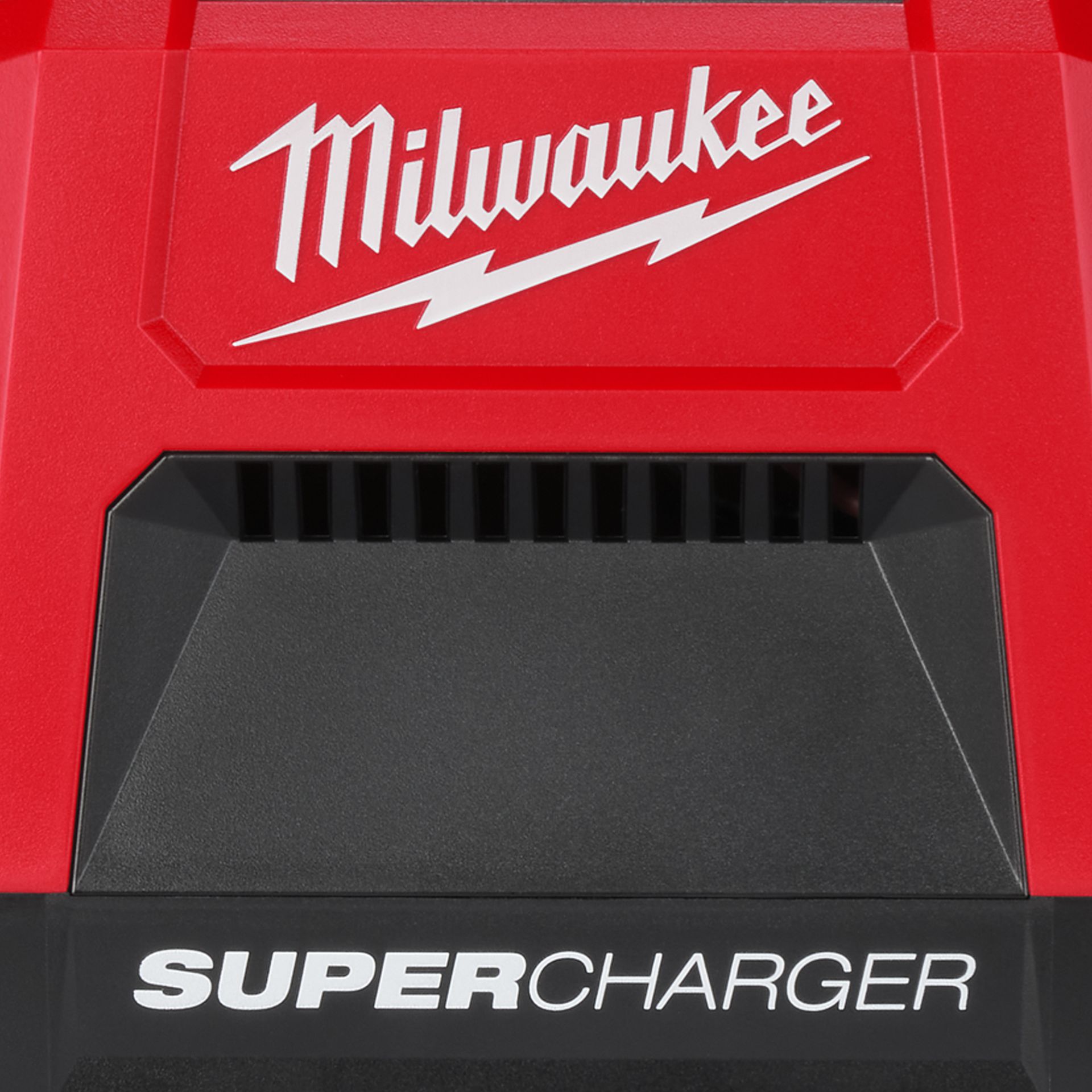 MILWAUKEE Zweifach-Schnelladegerät