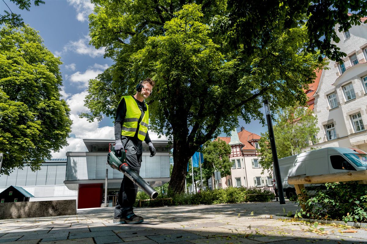 Akku-Laubbläser solo LB 18 LTX BL Metabo ohne Akku ohne Ladegerät metaBOX