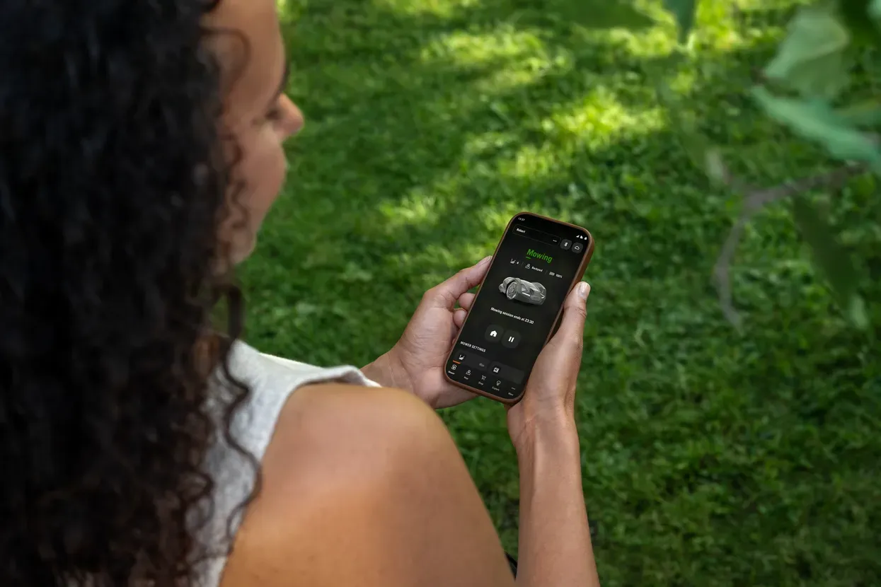 Husqvarna Automower® Connect Modul mit ESIM-Karte 2G und 4G