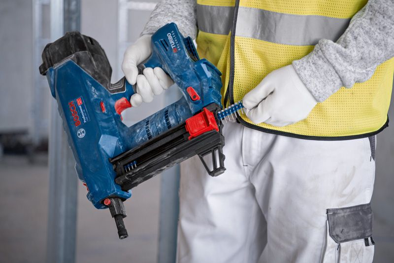 Bosch Akku-Betonnagler GNB 18V-38