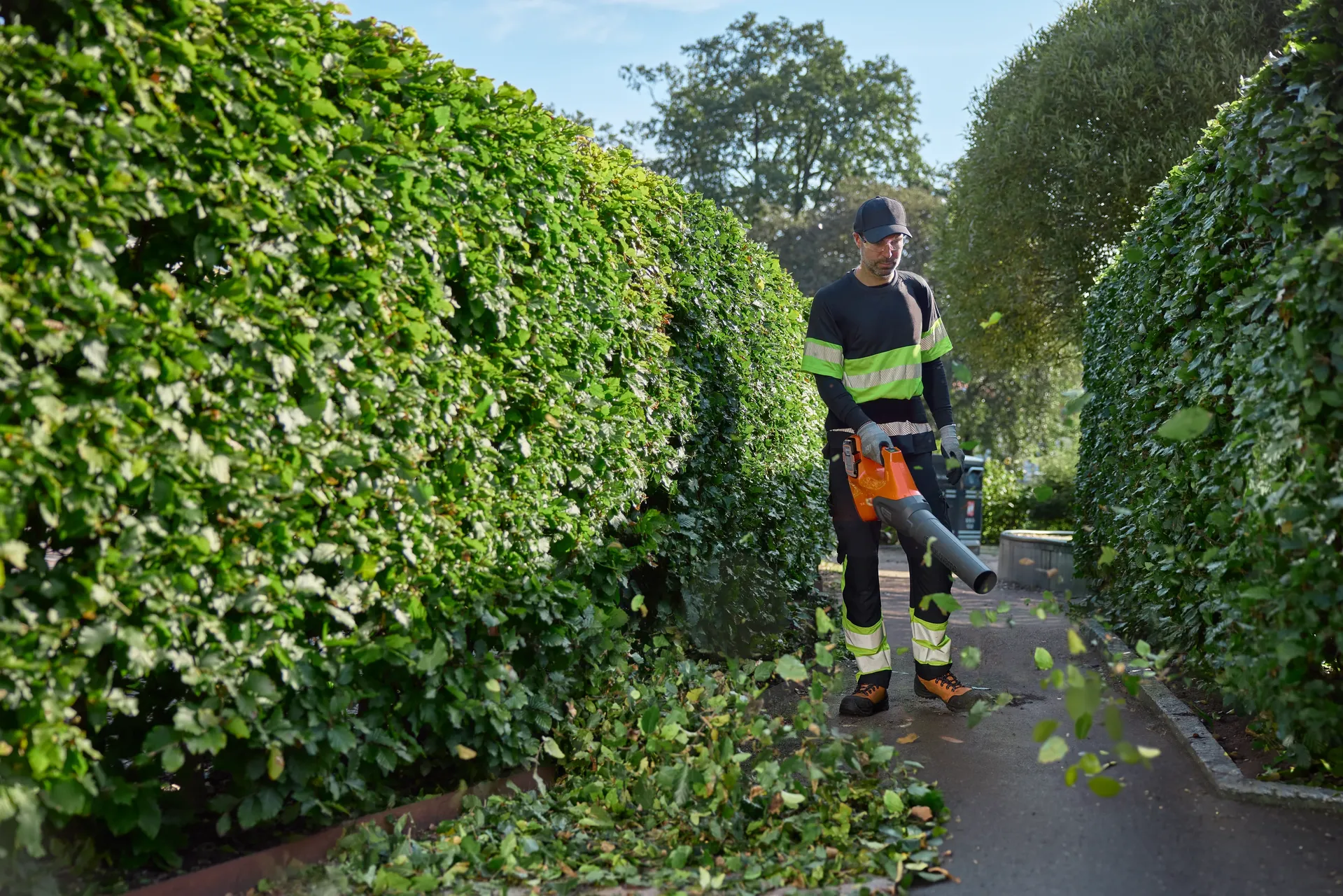 Husqvarna Akku Laubbläser 530iB