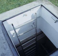 Schachtleiter 4 Sprossen L 1,12 m B340 mm LW 300 mm Stahl verzinkt