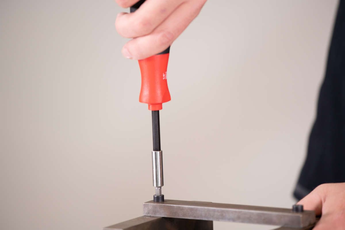 Wiha Schraubendreher mit Bit Magazin LiftUp 25 magnetisch gemischt mit 12 Bits, 1/4" (38601)