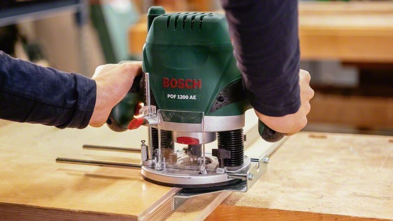 Bosch Oberfräse POF 1200 AE