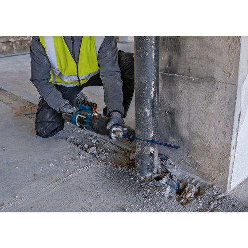 Akku-Säbelsäge solo GSA 18V-28 Bosch ohne Akku ohne Ladegerät L-Boxx