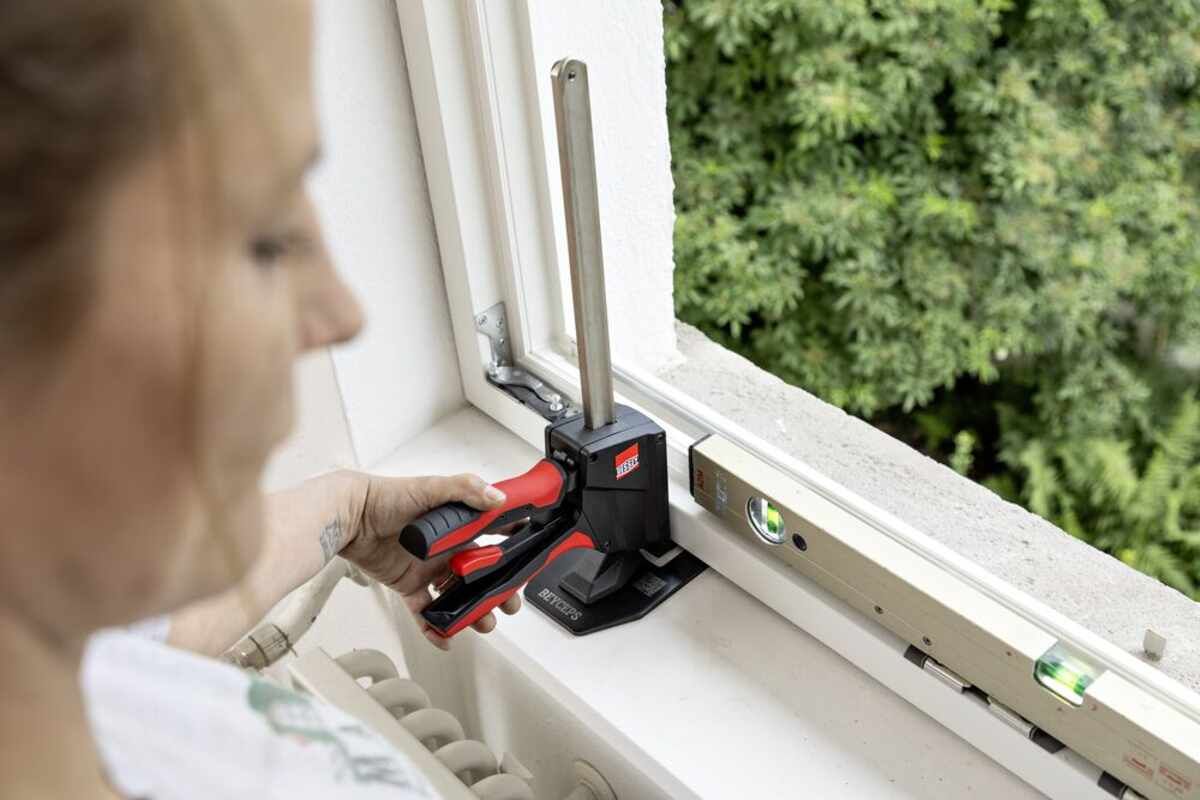 Einhand-Montagewerkzeug BEYCEPS BEY23