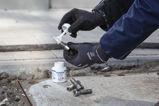 WEICON Anti-Seize High-Tech Montagepaste | metallfreie Schmier- und Trennmittelpaste | 0,45 kg | weiß