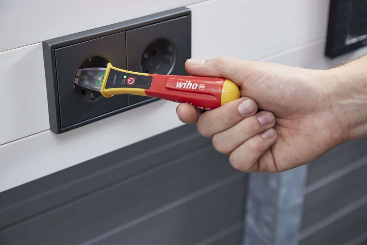 Wiha Spannungsprüfer Volt Detector berührungslos, einpolig, 90 - 1.000 V AC inkl. 2x AAA-Batterien (43798)
