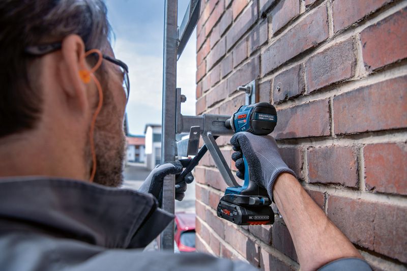 Bosch Akku-Drehschlagschrauber GDS 18V-330 HC