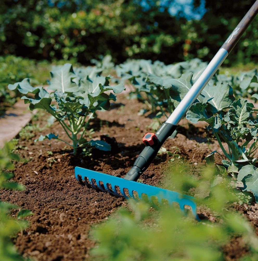 CS.-Rechen 14 Zinken, 36 cm breit Gardena
