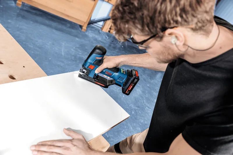 BOSCH Akku-Stichsäge, SOLO
