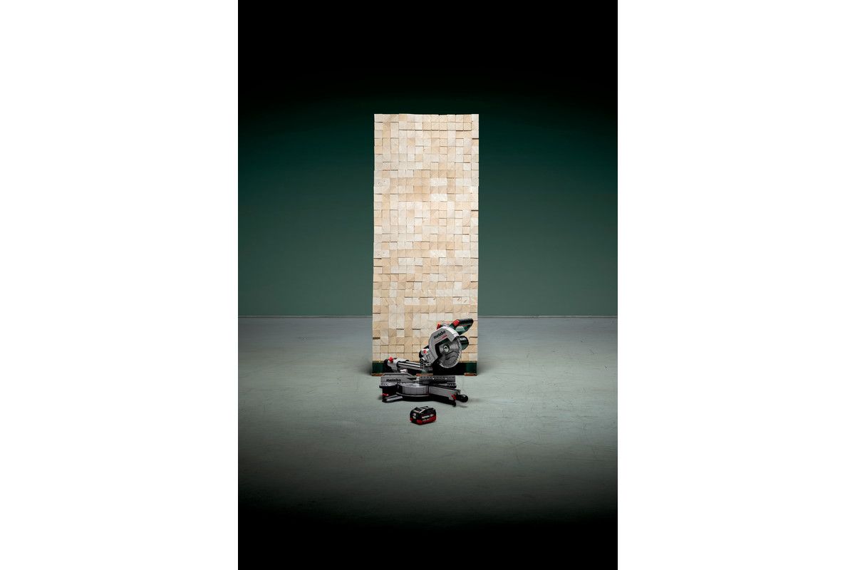 Akku-Kappsäge KGS 18 LTX BL 216 Metabo 1x18,0 V 4,0 Ah Ladegerät ASC 55 Karton