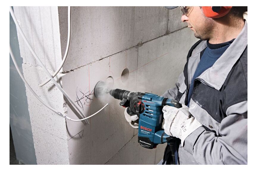 BOSCH Bohrhammer im Koffer