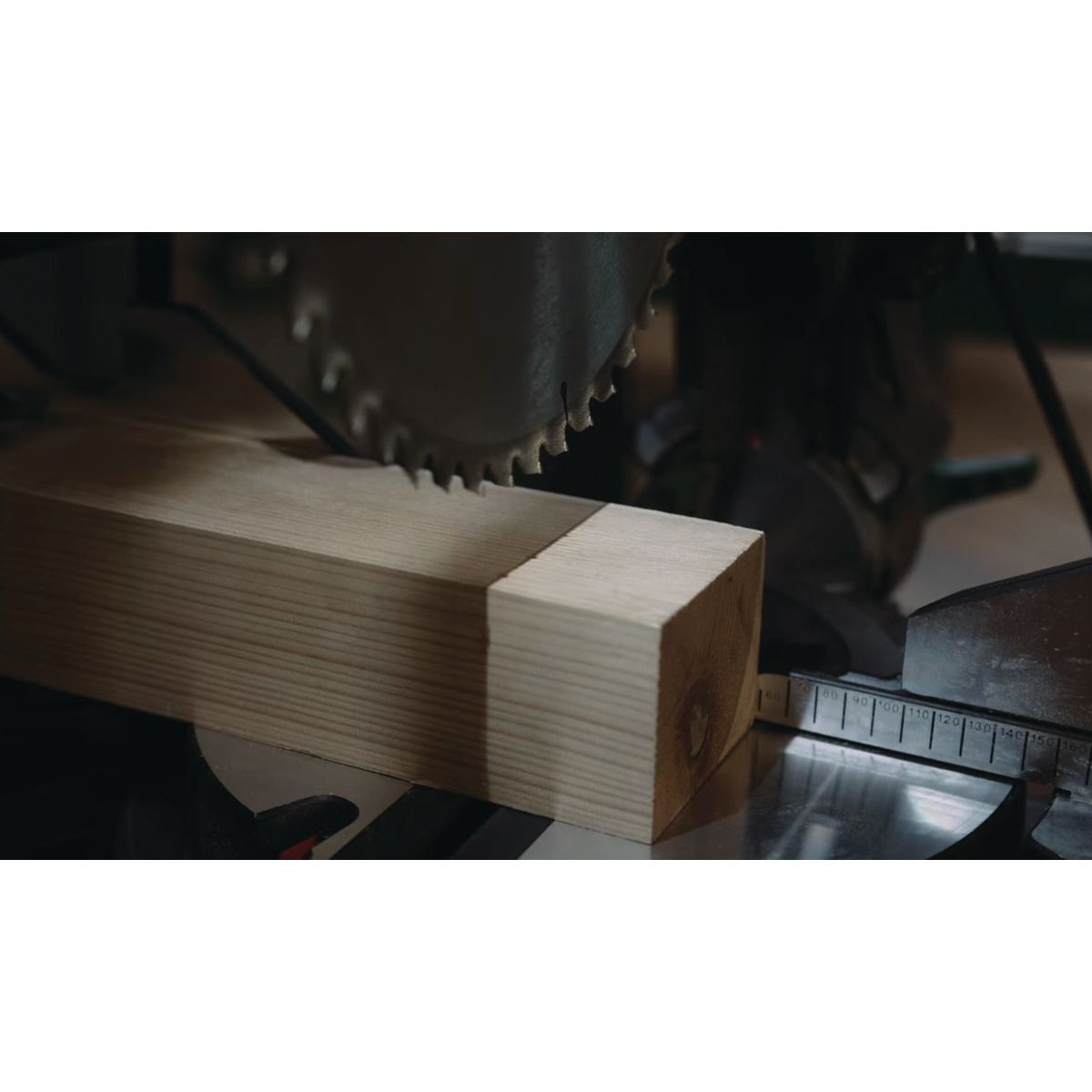Kapp-/Gehrungssäge Holzstar KGZ 305 E I