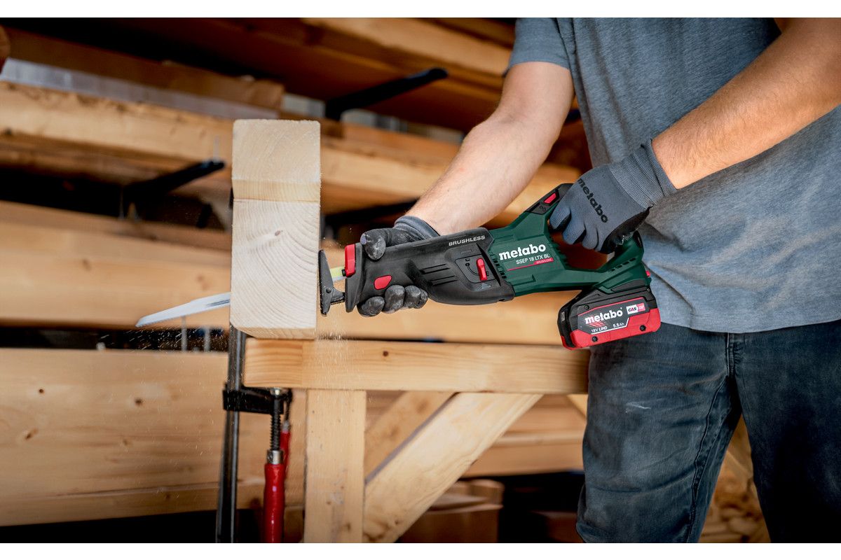 Akku-Säbelsäge solo SSEP 18 LT BL Metabo ohne Akku ohne Ladegerät metaBOX