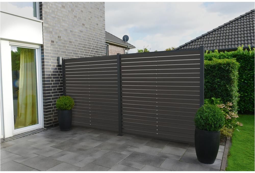 HANÖ-Serie ANTHRAZIT 21 Lamellen BPC-Rhombus-Steckzaun 20 x 75/68 x 1793 mm