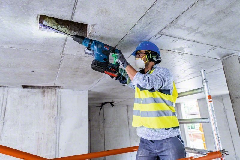 Bosch Akku-Bohrhammer BITURBO GBH 18V-36 C