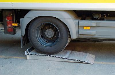 Auffahrkeil Aluminium L1440xB500xH145 mm Tragkraft 12000 kg