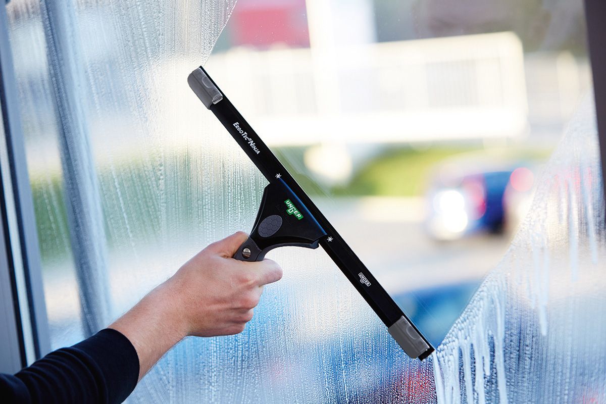 ErgoTec®-NINJA Fensterwischer 35cm, kpl., 40°