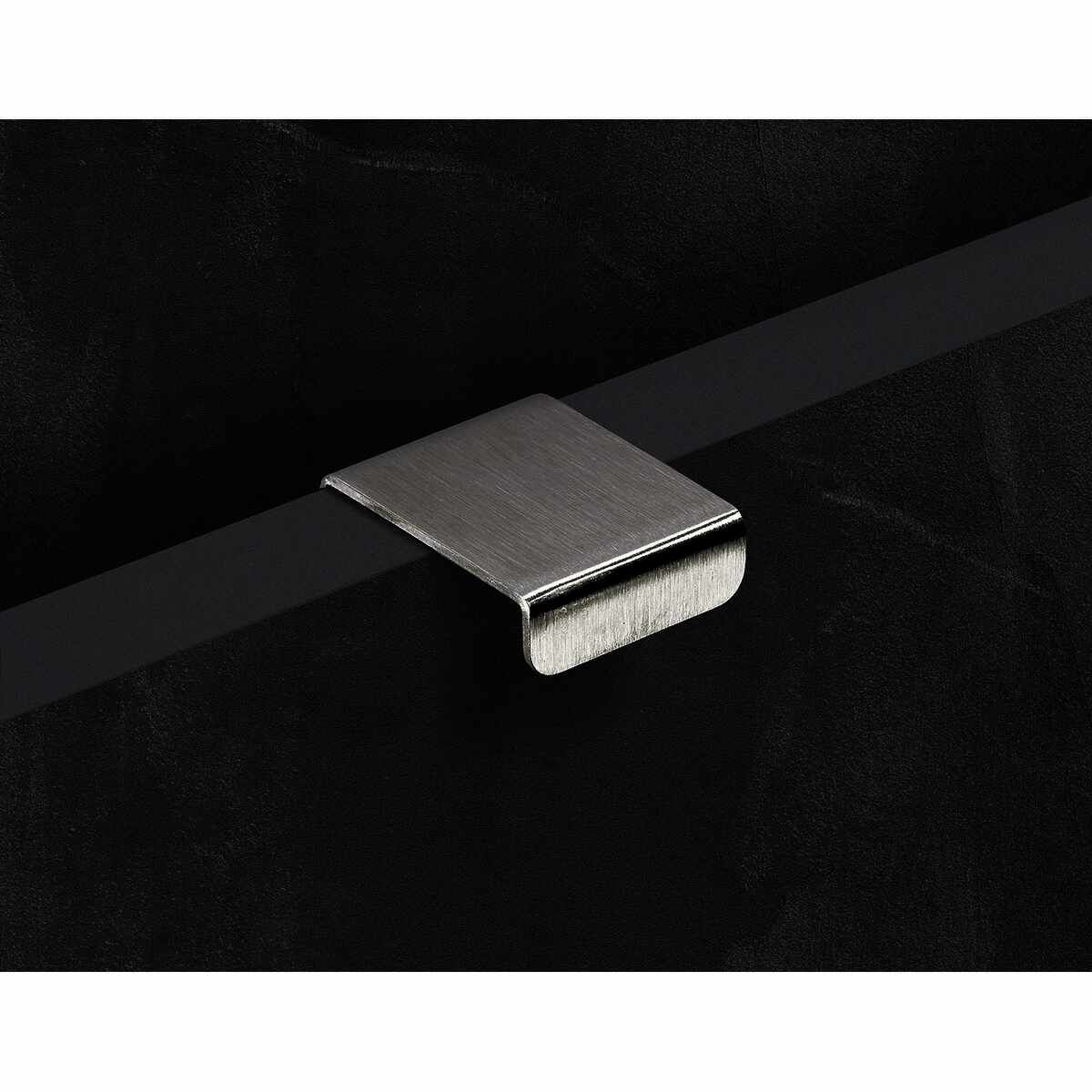 Griff Narni, Bohrabstand 20, L 30 mm, B 37 mm, H 2
