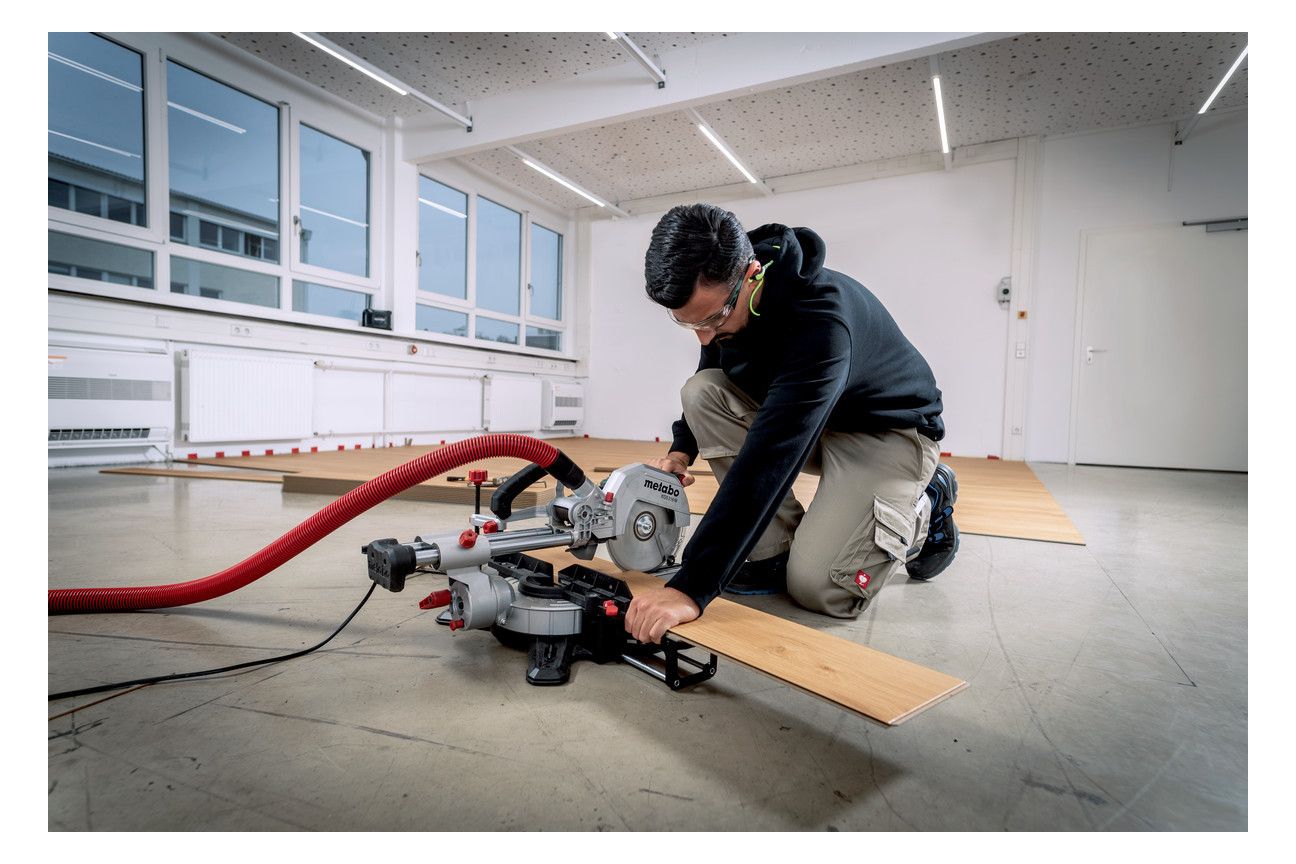 METABO Kapp- & Gehrungssäge, 230V