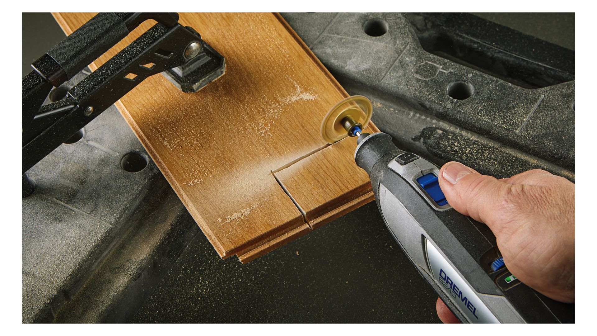 DREMEL Multi-Akkugerät in Tasche