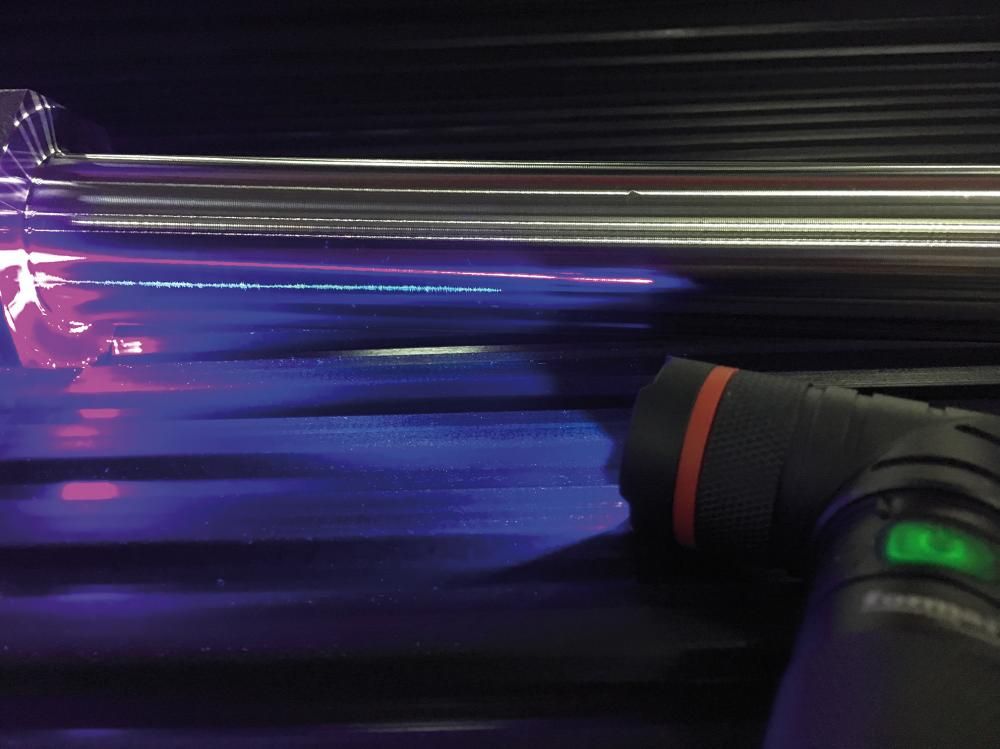 Taschenlampe Akku + UV 300lm FORMAT