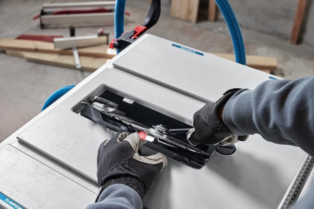 Akku-Tischlreissäge GTS 18V-70 ohne Akku ohne Ladegerät Karton