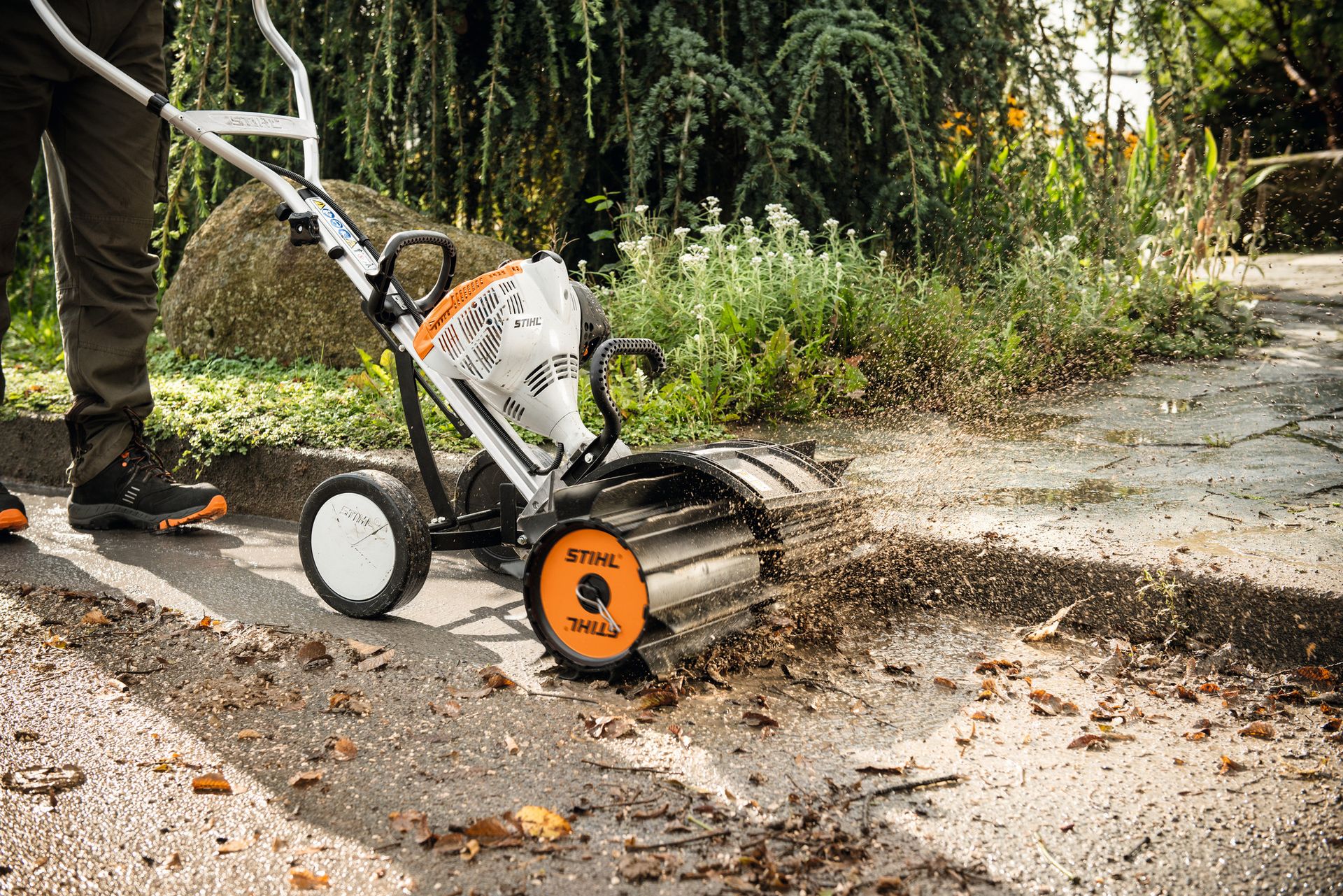 STIHL Kehrwalze KW-MM